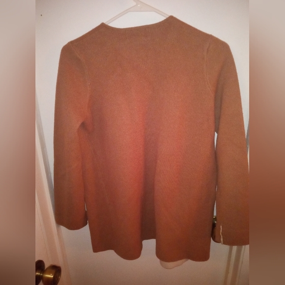 Oliver by escio sweater JRs size small - Picture 2 of 3